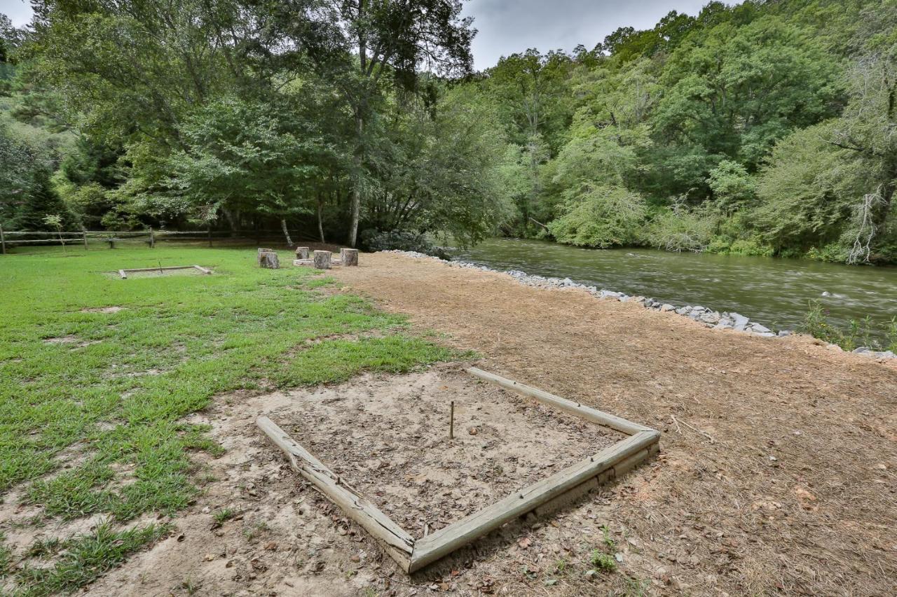 Heaven On The Toccoa Where You Will Enjoy The Sites And Sounds Of The Toccoa River Mineral Bluff Buitenkant foto